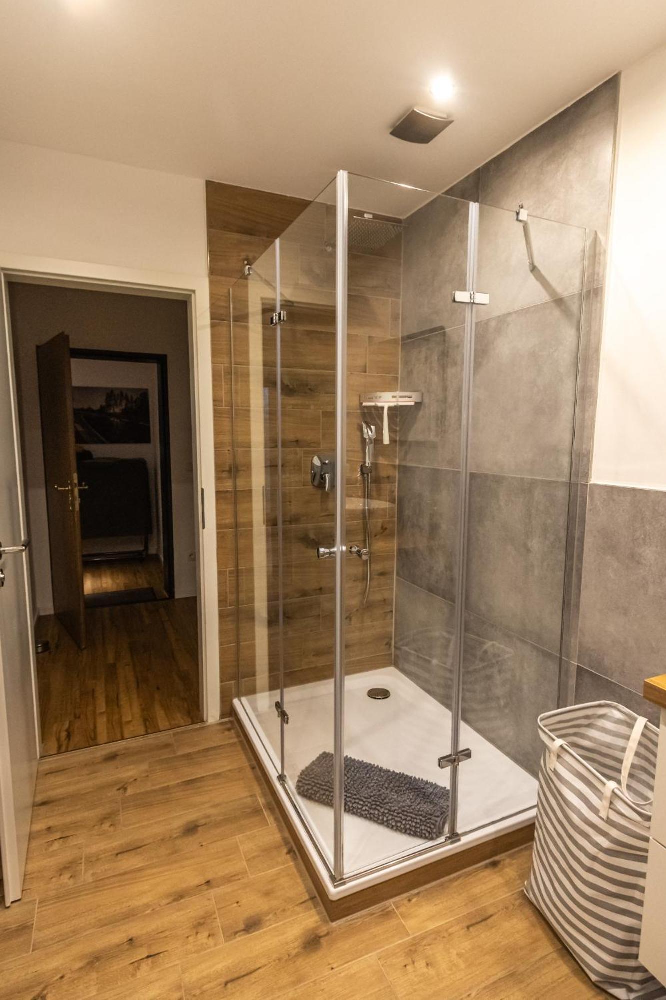 Suedschleife Appartements - Wlan - Direkt Am Ring Reimerath المظهر الخارجي الصورة